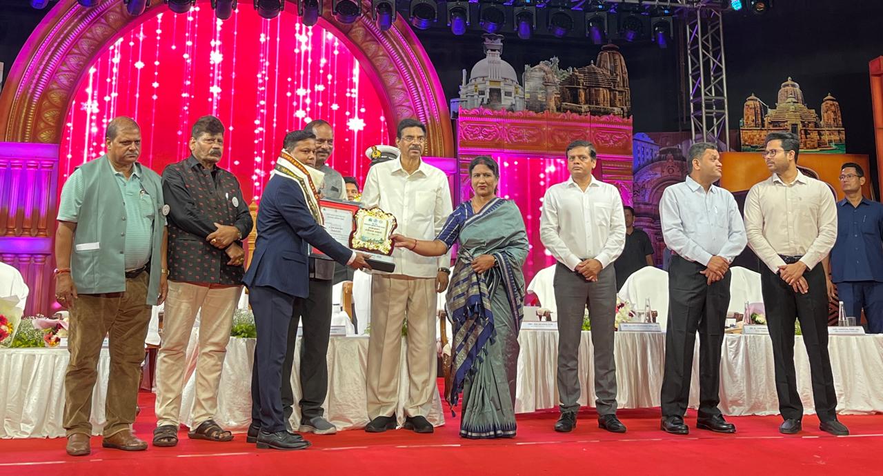 Rajdhani Gaurav Samman - 2025 By Government of Odisha 2
